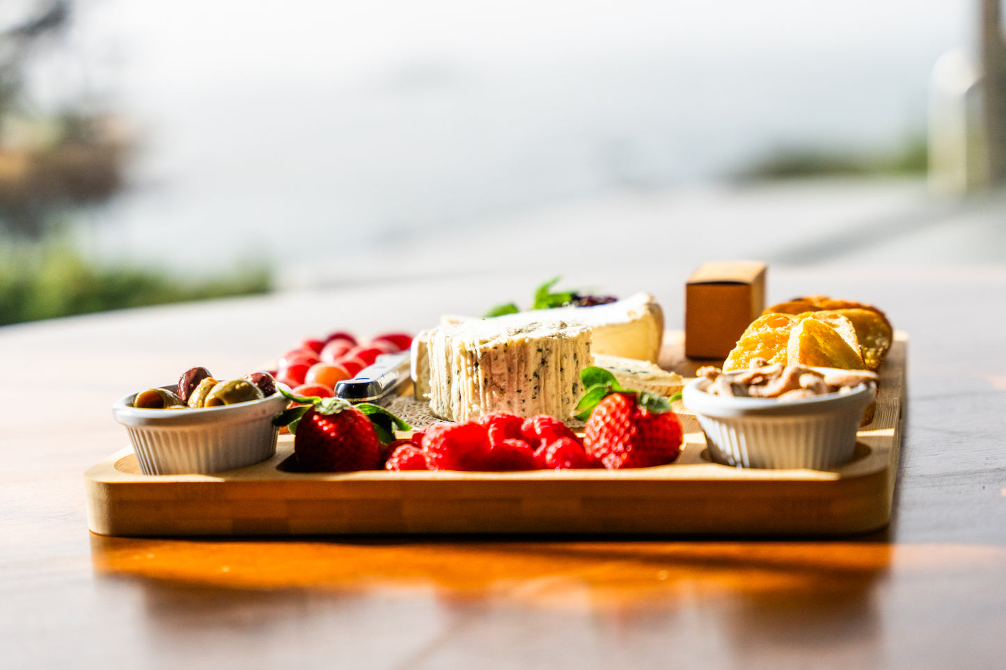 Fruit & Cheese Plate (Room Delivery Only)