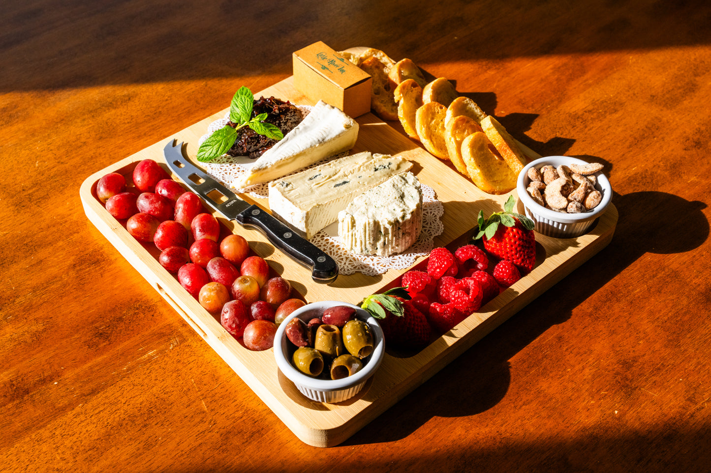 Fruit & Cheese Plate (Room Delivery Only)